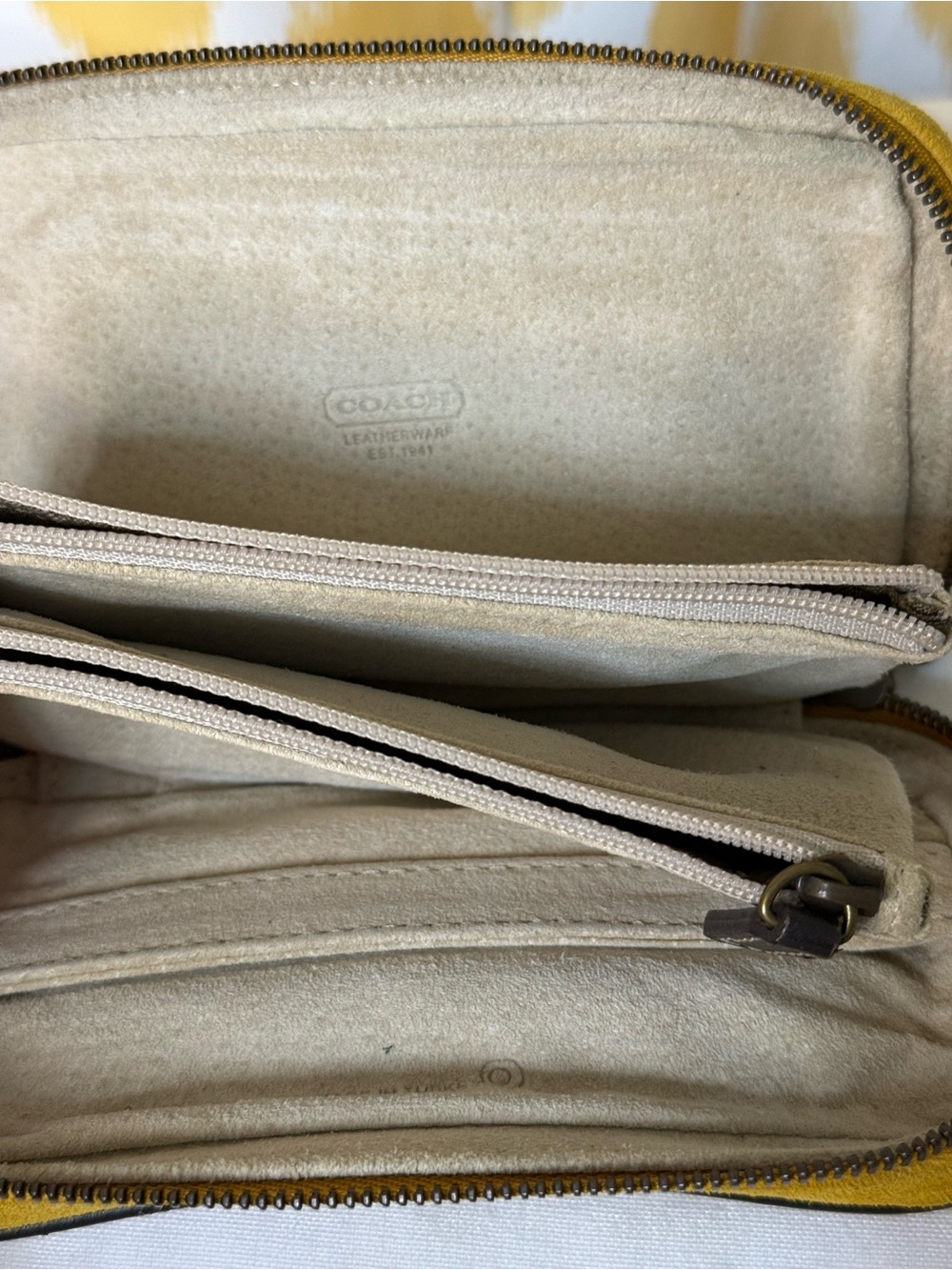 Vintage RARE Coach Gold Suede Jewelry Pouch - Picture 3 of 3